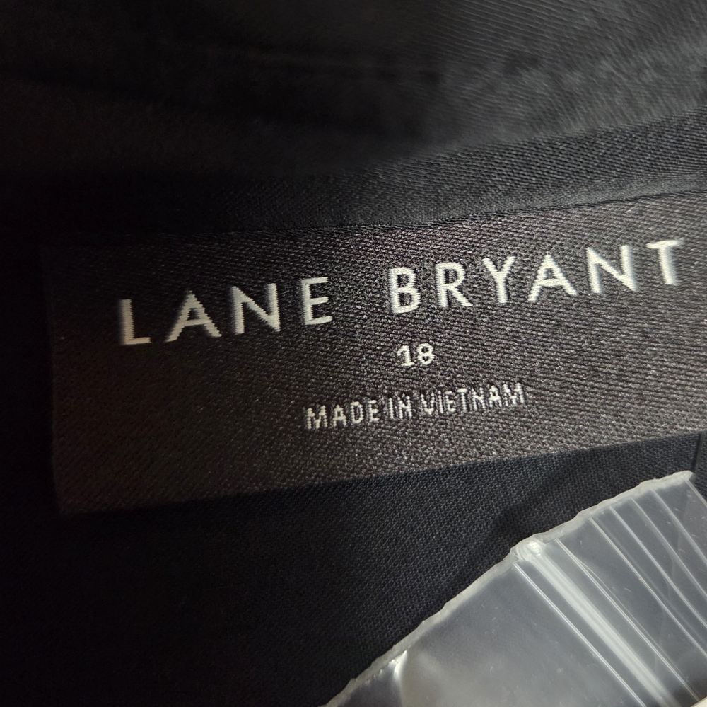 NWT Lane Bryant Plus Size Black Tunic Top with Tie Waist Size 18 - Picture 9 of 11